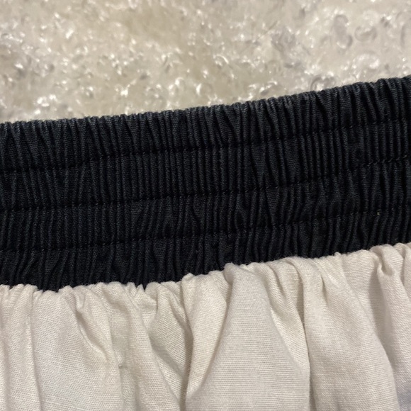 MLM Off Shoulder Black & White Wide Striped Cropped Puffy Long Sleeve Top  XS - Picture 12 of 13